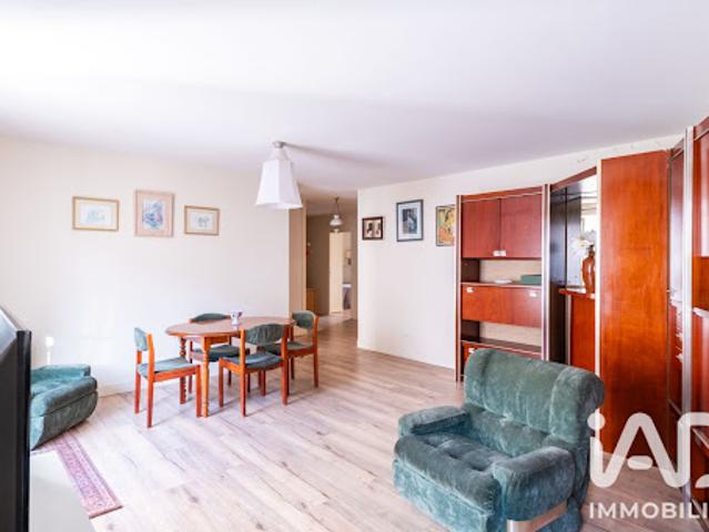 Vente Appartement 3 pièces 78 m2 Paris 18ème