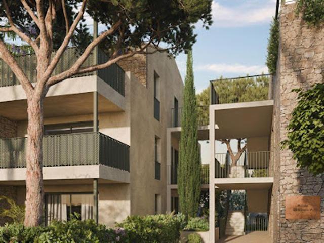 Vente Appartement 3 pièces 79 m2 Uzès