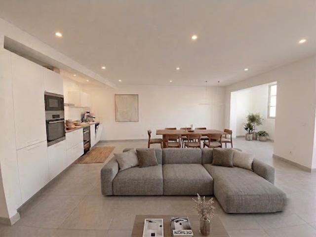 Vente Appartement 3 pièces 79 m2 Bonifacio