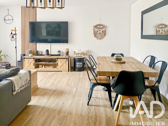 Vente Appartement 3 pièces 79 m2 Combs la Ville