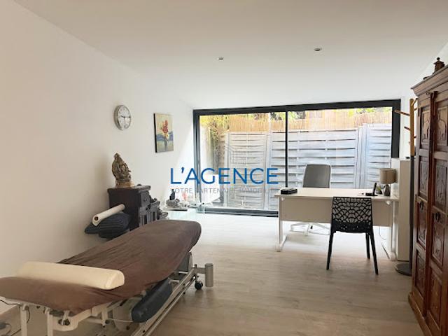Vente Appartement 3 pièces 79 m2 Hyeres
