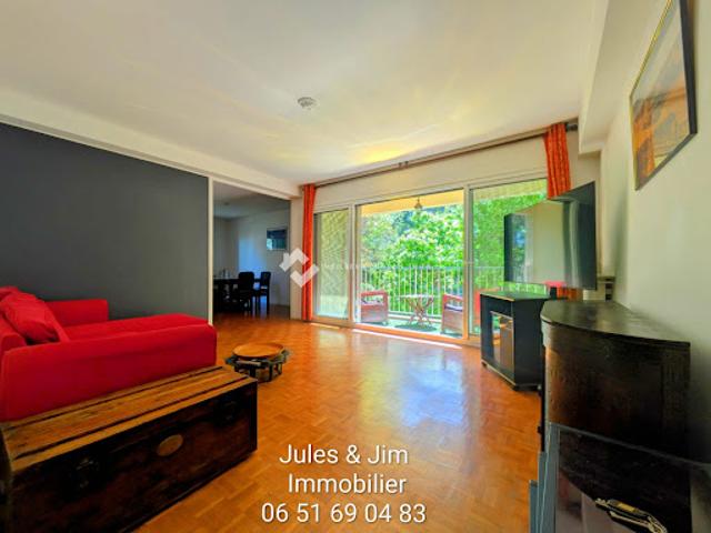 Vente Appartement 3 pièces 79 m2 Marseille 9ème