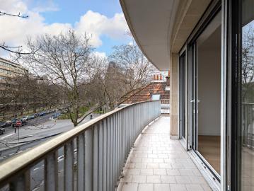 Vente Appartement 3 pièces 83.61 m2 Paris 14ème