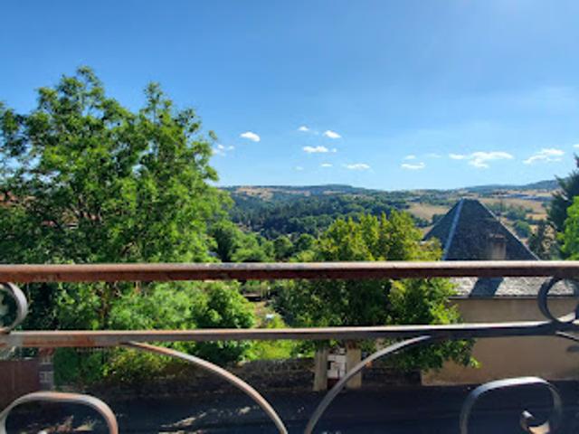 Vente Appartement 3 pièces 83.6 m2 Saint Flour