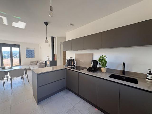 Vente Appartement 3 pièces 82.65 m2 Venelles