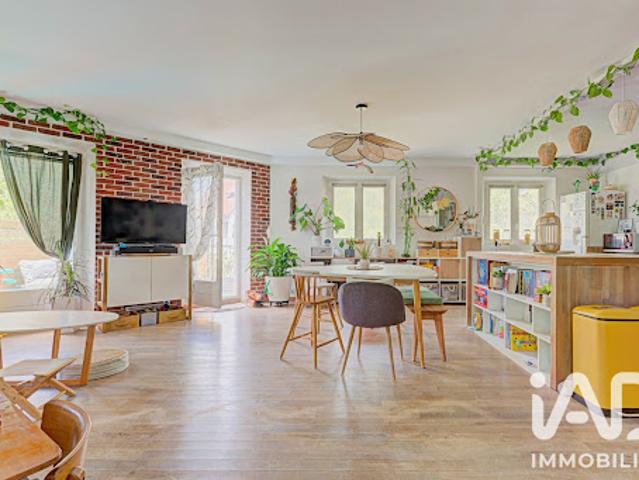 Vente Appartement 3 pièces 83 m2 Emerainville