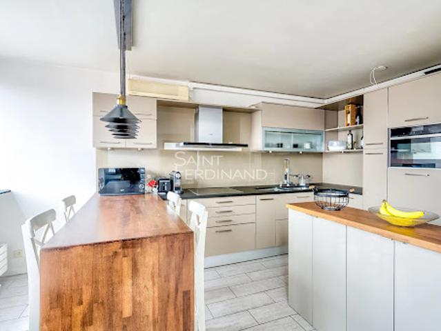 Vente Appartement 3 pièces 80.12 m2 Paris 15ème