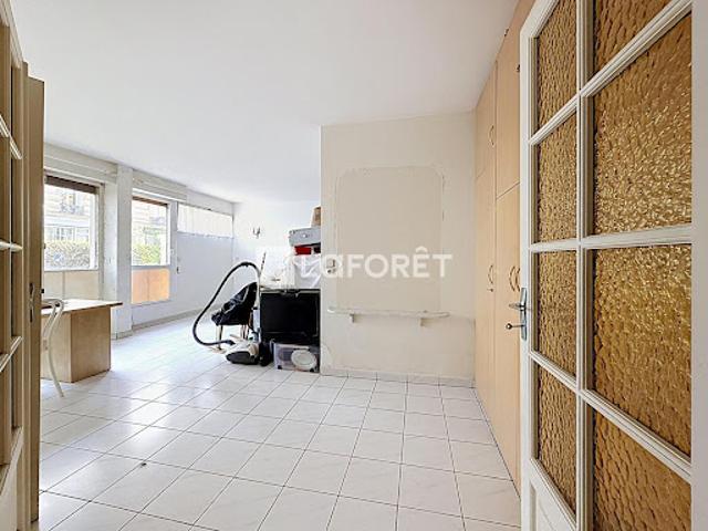 Vente Appartement 3 pièces 80.32 m2 Paris 15ème