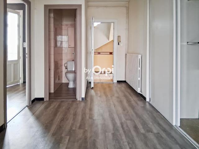 Vente Appartement 3 pièces 85.68 m2 Montluçon