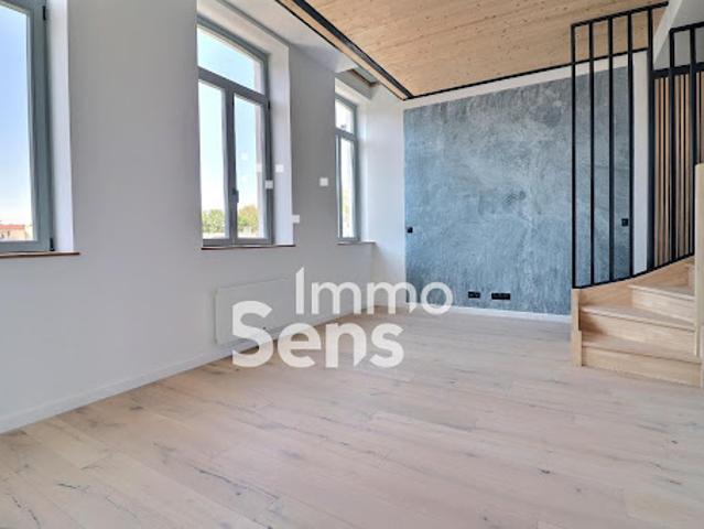 Vente Appartement 3 pièces 81.6 m2 Lille