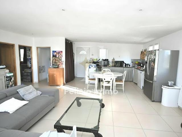 Vente Appartement 3 pièces 81.85 m2 Saint Vallier de Thiey