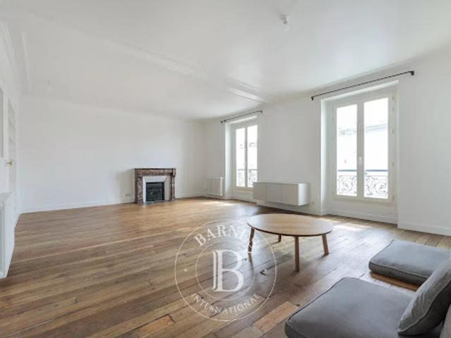 Vente Appartement 3 pièces 81.17 m2 Paris 12ème