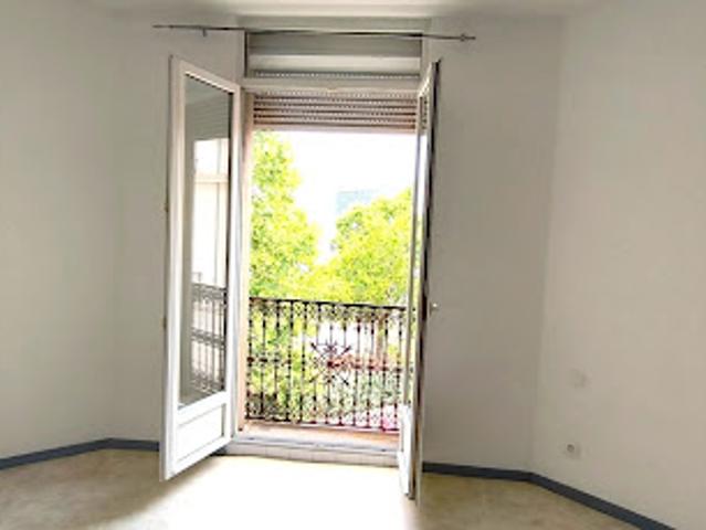 Vente Appartement 3 pièces 81 m2 Beziers