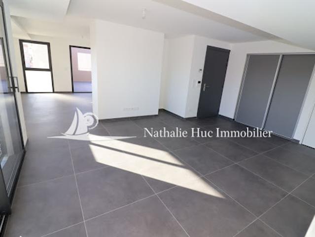 Vente Appartement 3 pièces 82.46 m2 Canet plage