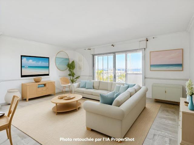 Vente Appartement 3 pièces 87 m2 Hyeres