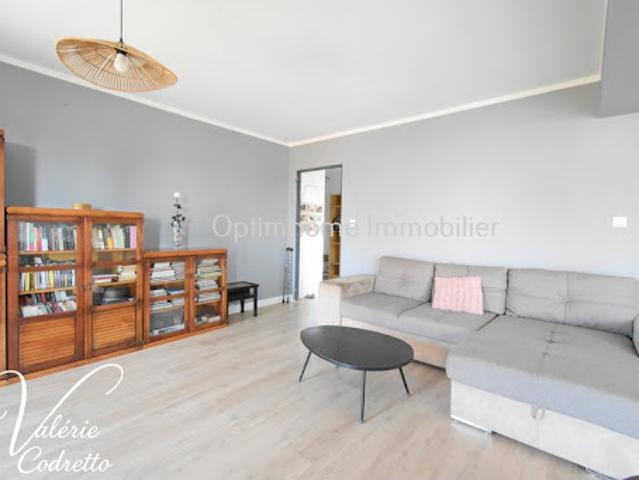 Vente Appartement 3 pièces 87 m2 Hyeres