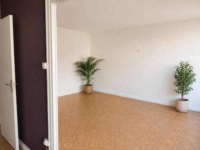 Vente Appartement 3 pièces 84.5 m2 Gréoux les Bains