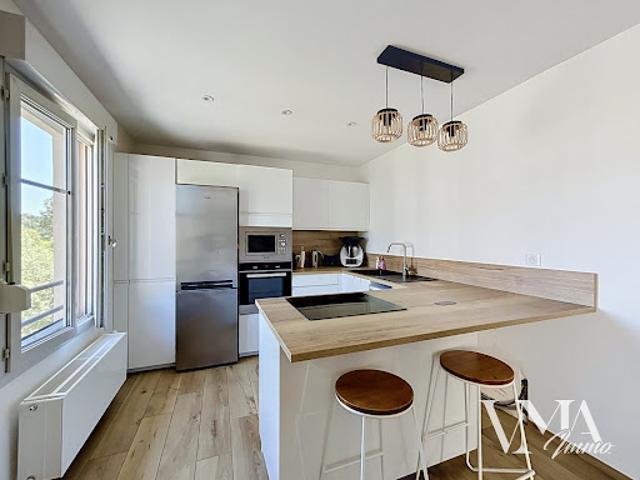Vente Appartement 3 pièces 84.3 m2 Porte des Pierres Dorées