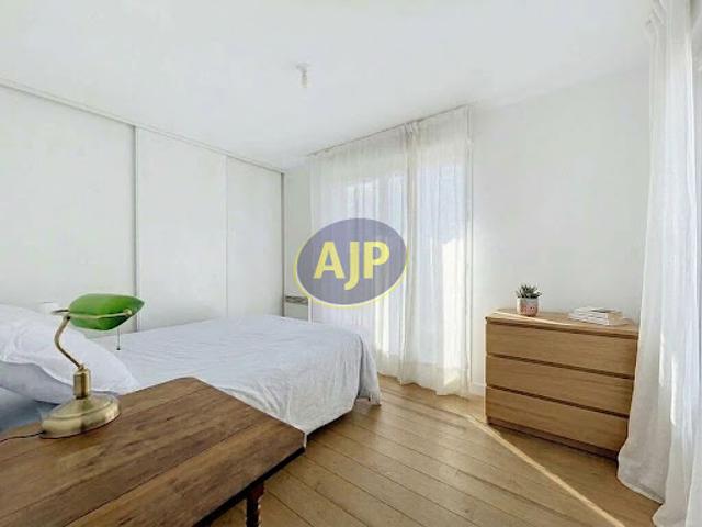 Vente Appartement 3 pièces 84 m2 Talence