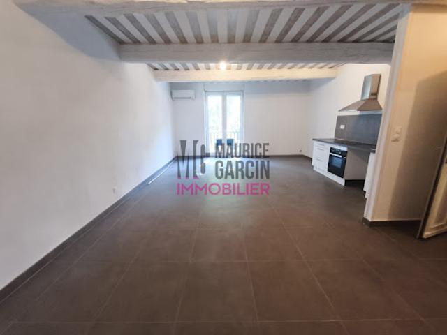 Vente Appartement 3 pièces 85 m2 Carpentras