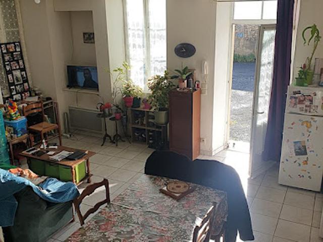 Vente Appartement 3 pièces 85 m2 Burie