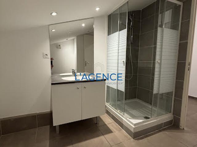 Vente Appartement 3 pièces 85 m2 Hyeres