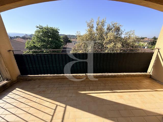 Vente Appartement 3 pièces 85 m2 Pernes les Fontaines