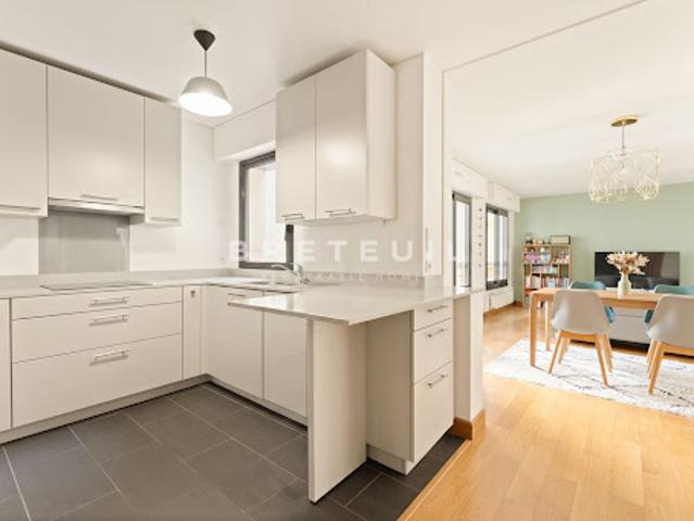 Vente Appartement 3 pièces 88.32 m2 Paris 15ème