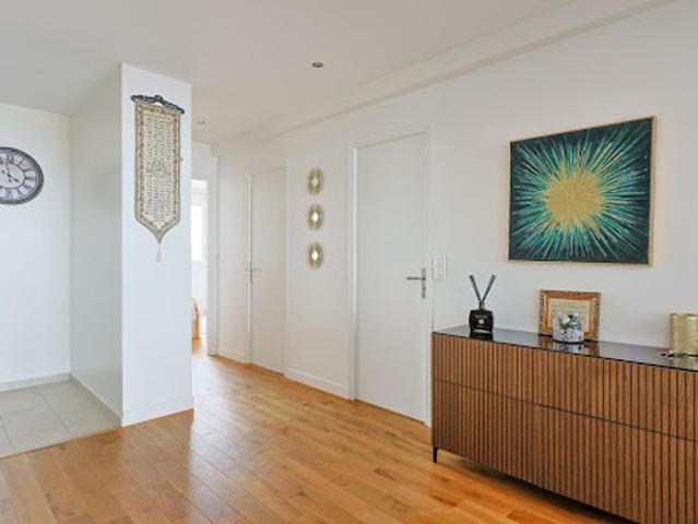 Vente Appartement 3 pièces 91 m2 Villemomble