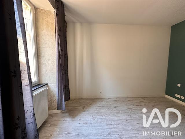Vente Appartement 3 pièces 91 m2 Ruffec
