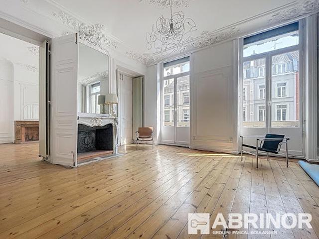 Vente Appartement 3 pièces 97 m2 Lille