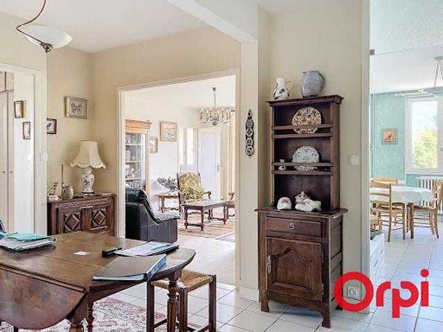 Vente Appartement 3 pièces 100 m2 Montluçon