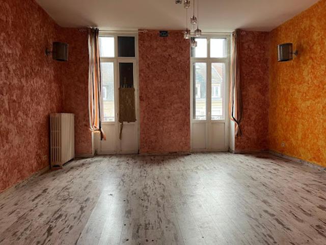 Vente Appartement 3 pièces 100 m2 Montluçon
