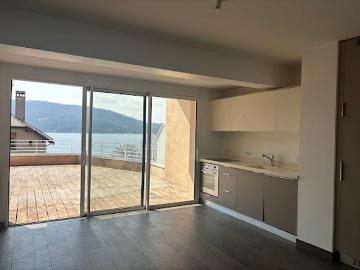 Vente Appartement 3 pièces 100 m2 Veyrier du Lac