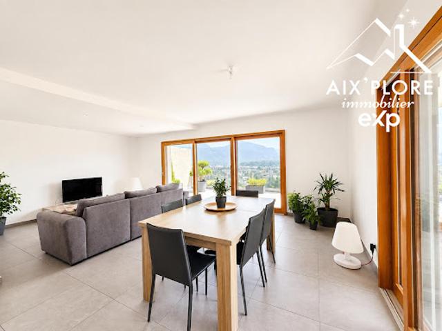 Vente Appartement 3 pièces 104.5 m2 Bassens