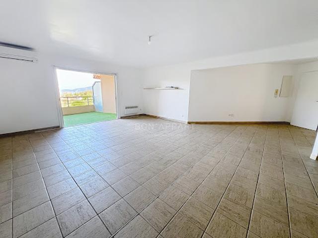 Vente Appartement 3 pièces 105 m2 Albitreccia