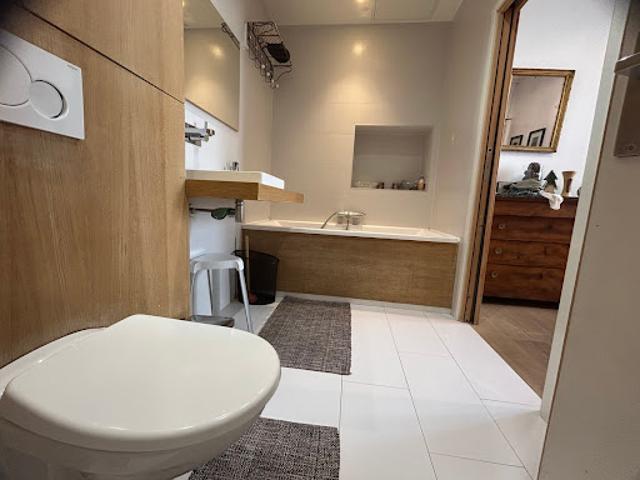 Vente Appartement 3 pièces 105 m2 Marseille 8ème