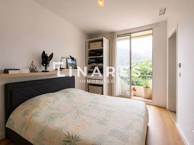 Vente Appartement 3 pièces 108.53 m2 Marseille 11ème