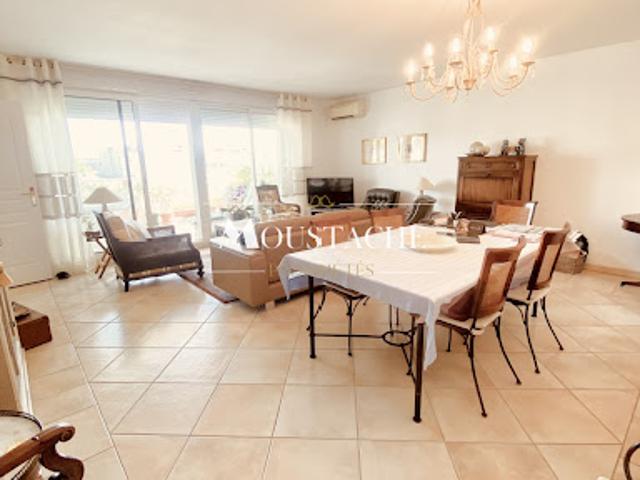 Vente Appartement 3 pièces 109 m2 Royan