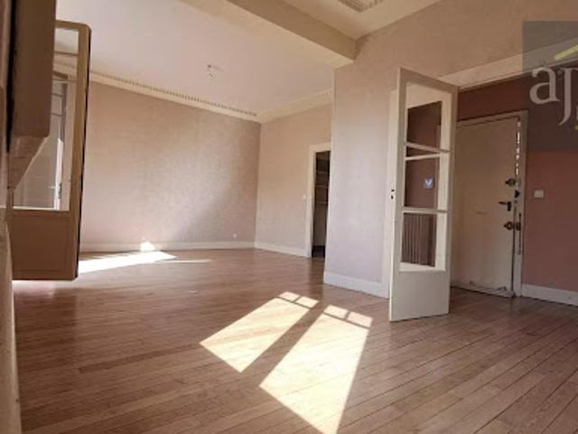 Vente Appartement 3 pièces 112 m2 Vichy
