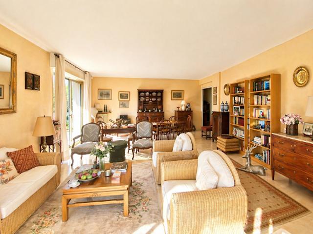 Vente Appartement 3 pièces 115 m2 Antibes