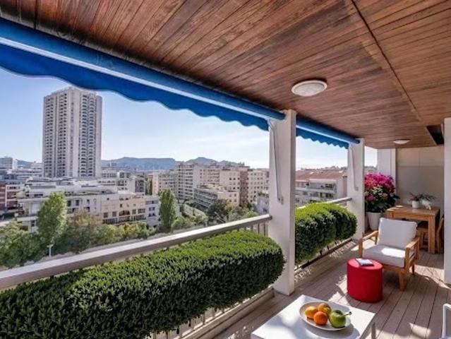 Vente Appartement 3 pièces 121 m2 Marseille 8ème