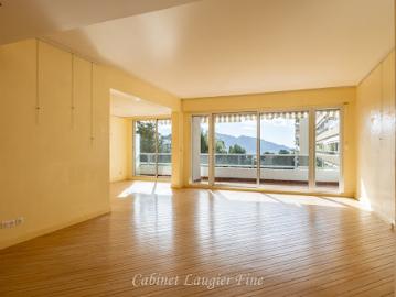 Vente Appartement 3 pièces 124 m2 Marseille 8ème