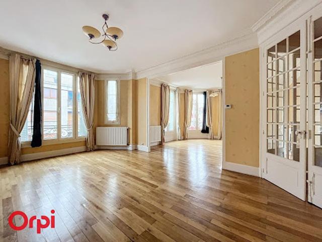Vente Appartement 3 pièces 123 m2 Montluçon