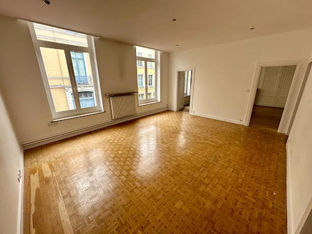 Vente Appartement 3 pièces 133 m2 Lille
