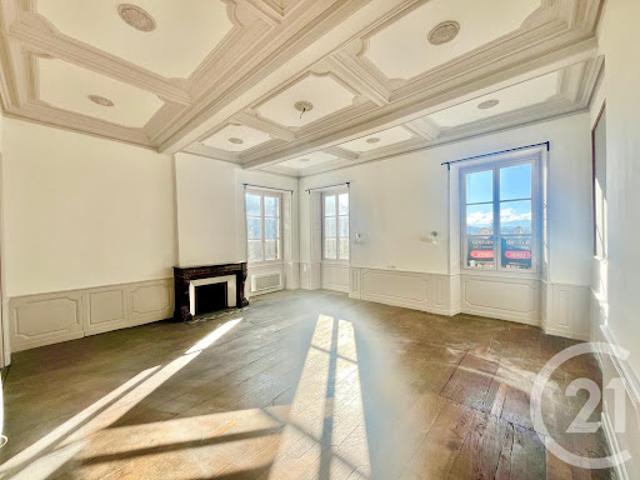 Vente Appartement 3 pièces 141.55 m2 Pau