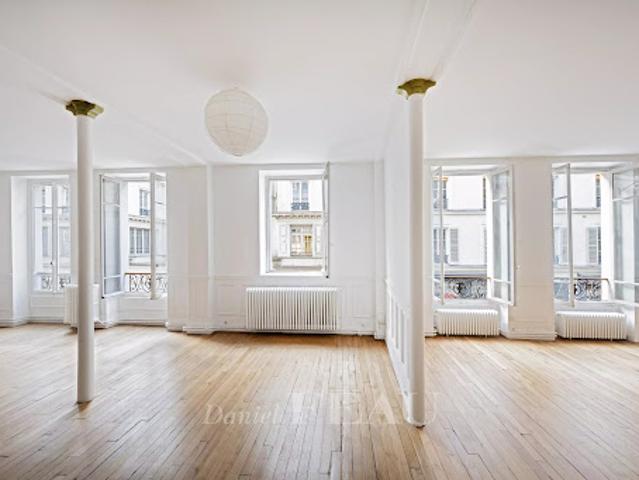 Vente Appartement 3 pièces 148.25 m2 Paris 11ème