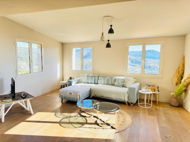 Vente Appartement 3 pièces 150 m2 Falicon