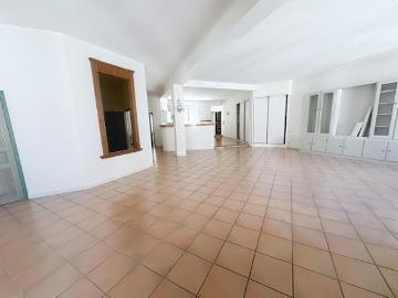 Vente Appartement 3 pièces 158 m2 Avignon