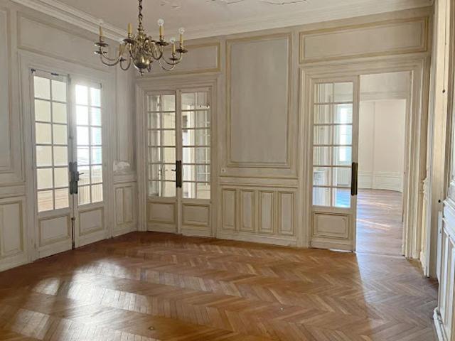 Vente Appartement 3 pièces 161.1 m2 Angouleme